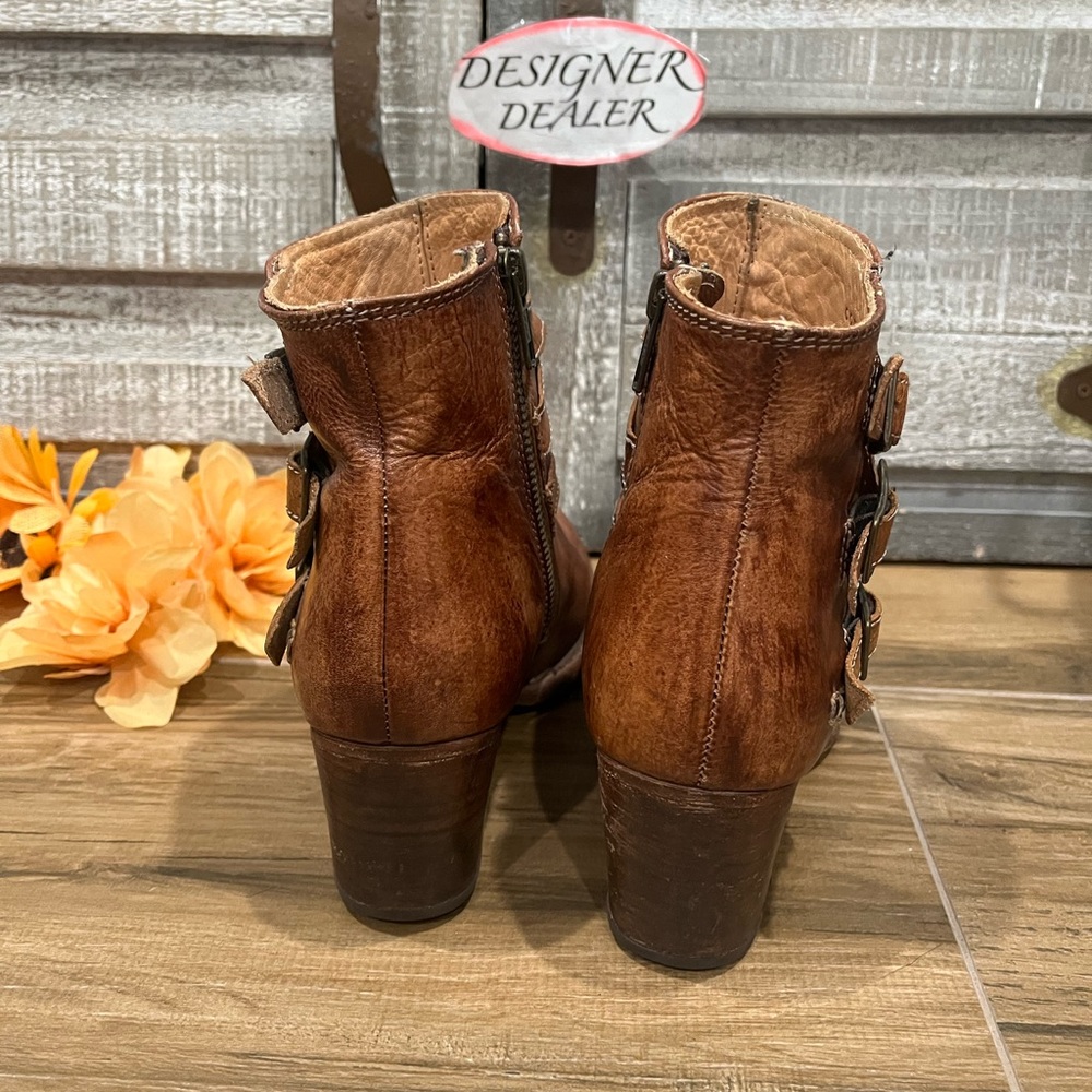BED STU Begin Cobbler Buckle Bootie Size 7 GUC! - Picture 4 of 11